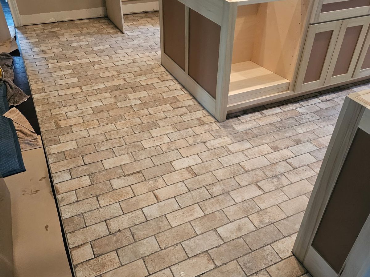 Island build on brick-look tile